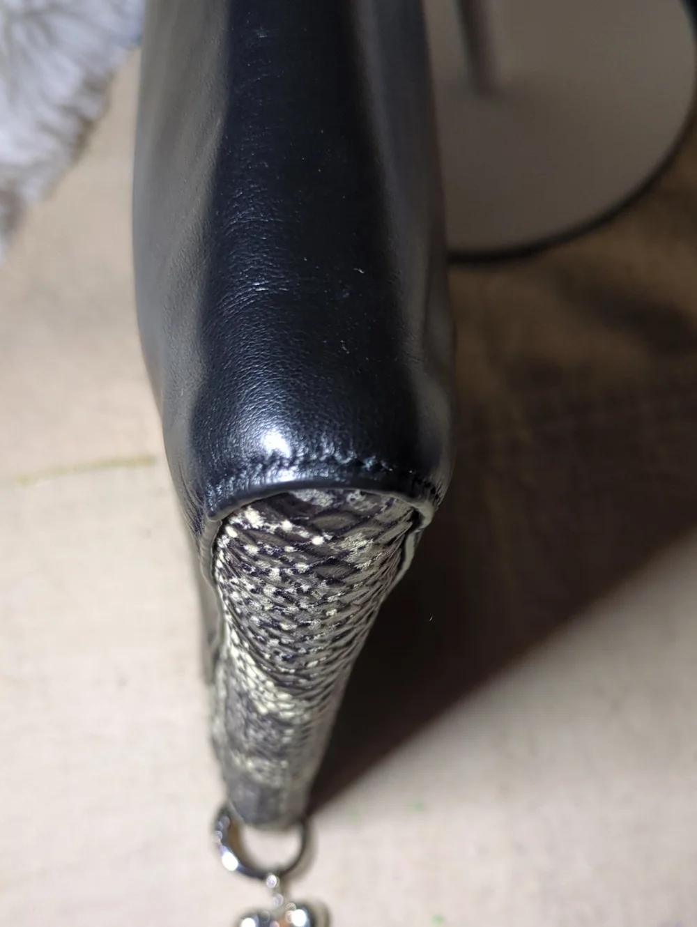 Coach Black Leather & Snake-Print Large Clutch In Pristine Condition ONLY$100
